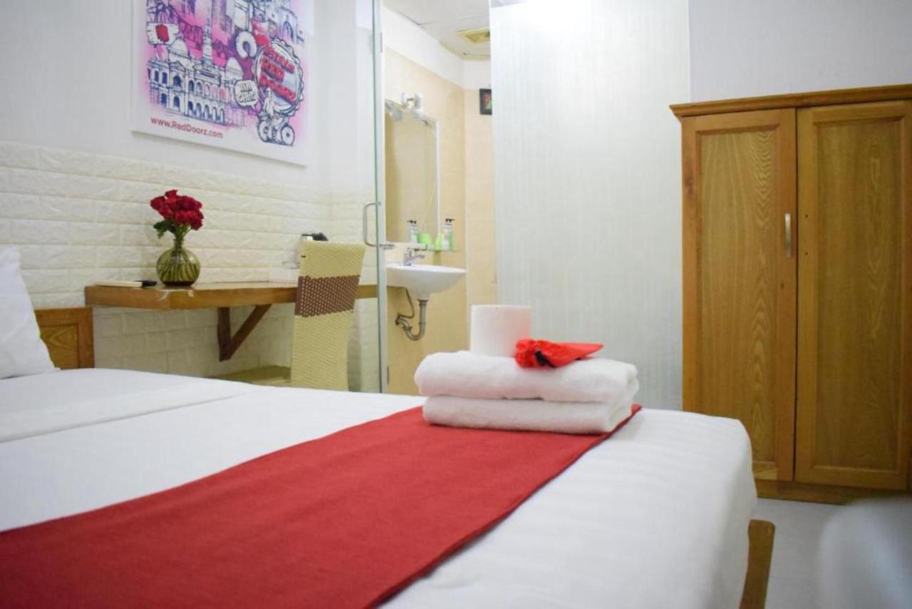 Reddoorz Marieline 2 Hotel Hô Chi Minh-Ville Extérieur photo